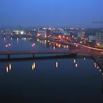 ホテル ジュリーズ イン ライムリック Limerick Junction