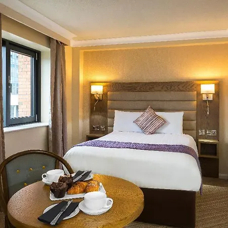 利默里克市酒店 酒店 Limerick Junction