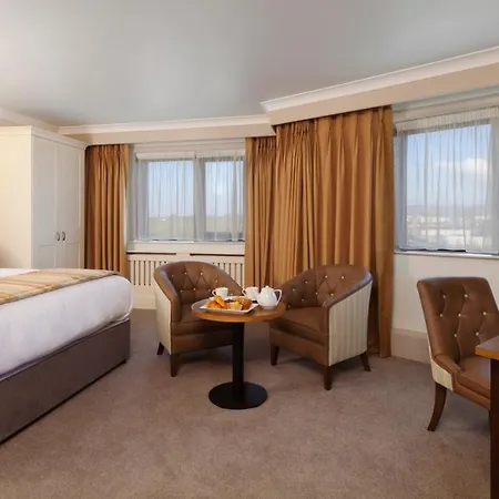 利默里克市酒店 酒店 4*