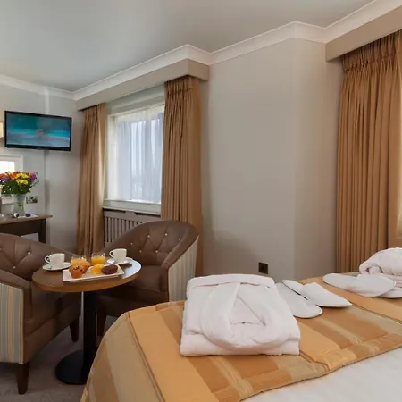 Limerick City Hotel 4*