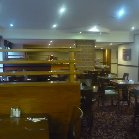 利默里克市酒店 酒店