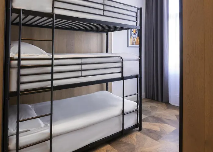 Otel Limerick City Hotel 4*